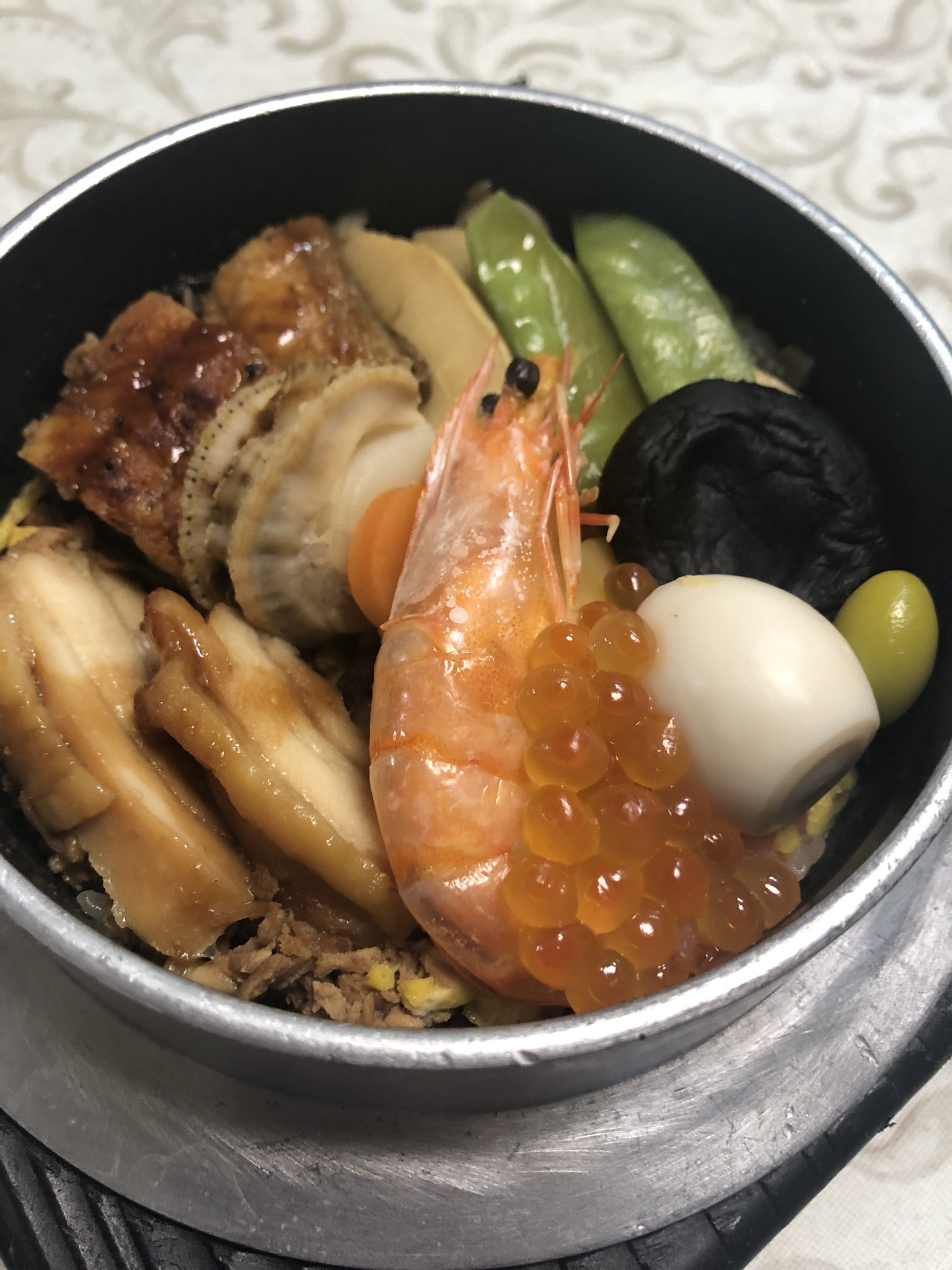 Twitter 上的 しのぴー みなさん こんばんは 週末いかがお過ごしですか きょうの晩ご飯 釜飯 釜寅 のデリバリーとりました 私は特選五目釜飯 で 娘はイベリコ豚キムチ釜飯です オクラと長芋のサラダほかでいただきます O O T Co Twitter 上的 しのぴー みなさん こんばんは 週末いかがお過ごしですか きょうの晩ご飯 釜飯 釜寅 のデリバリーとりました 私は特選五目釜飯 で 娘はイベリコ豚キムチ釜飯です オクラと長芋のサラダほかでいただきます O O T Co