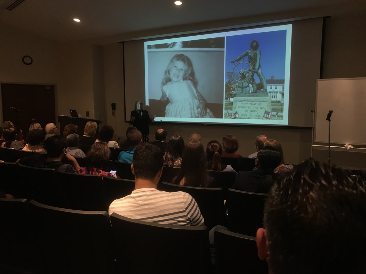 LisaLutoffPerlo's tweet photo. As I shared w @NSUFlorida students, bold decisions create a path you never thought possible. Stay fearless-the world needs you now more than ever. Lead w your heart as much as your head- it pays priceless dividends. Wonderful evening full of hope &amp; optimism. #leadusintothefuture https://t.co/3Qv7CFMRhu