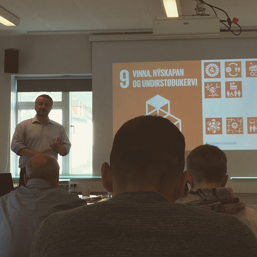 nyskapan's tweet photo. Extremely happy and excited to have MP @MagniArge give a presentation on the importance of the #sdgs #sdg and how they relate to a #LargeOceanState such as the #FaroeIslands during our first week of classes for our new course on #innovation at the #universityofthefaroeislands https://t.co/T2iKtjdp3D