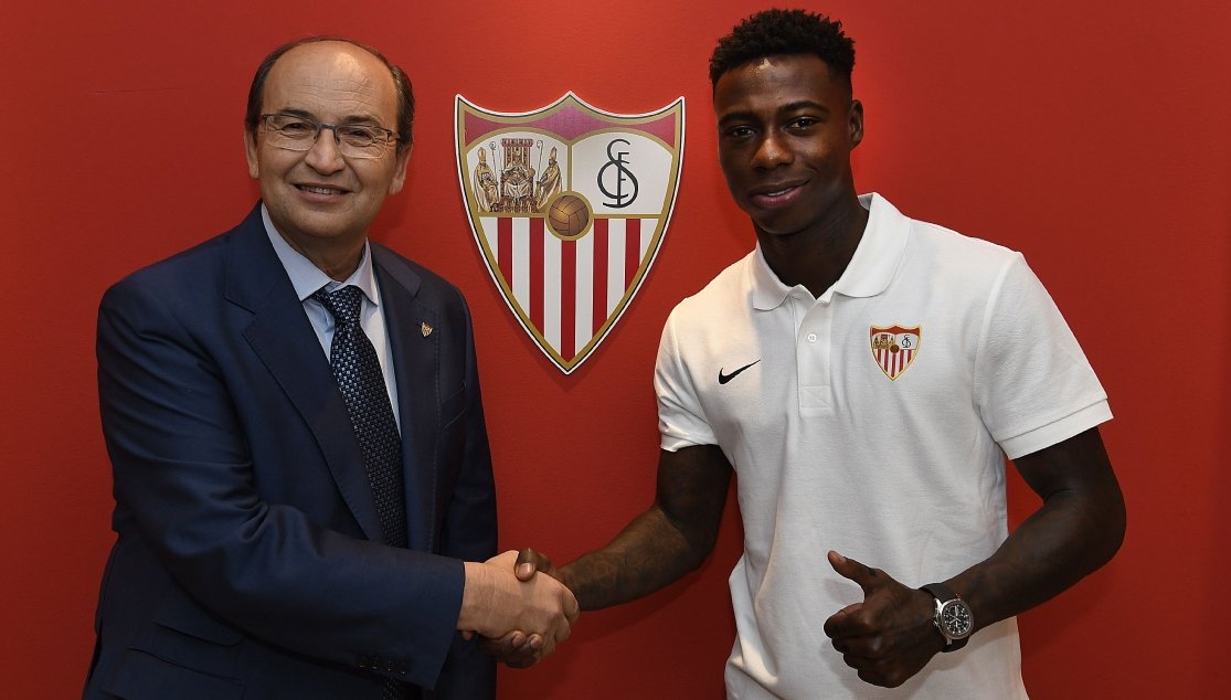 mercatosphera's tweet photo. 🇪🇸 El #Sevilla ha fichado al atacante holandés Quincy Promes (26 | #SpartakMoscú) por 21.000.000 €. Firma hasta junio de 2023. https://t.co/HklWeF8rZ9