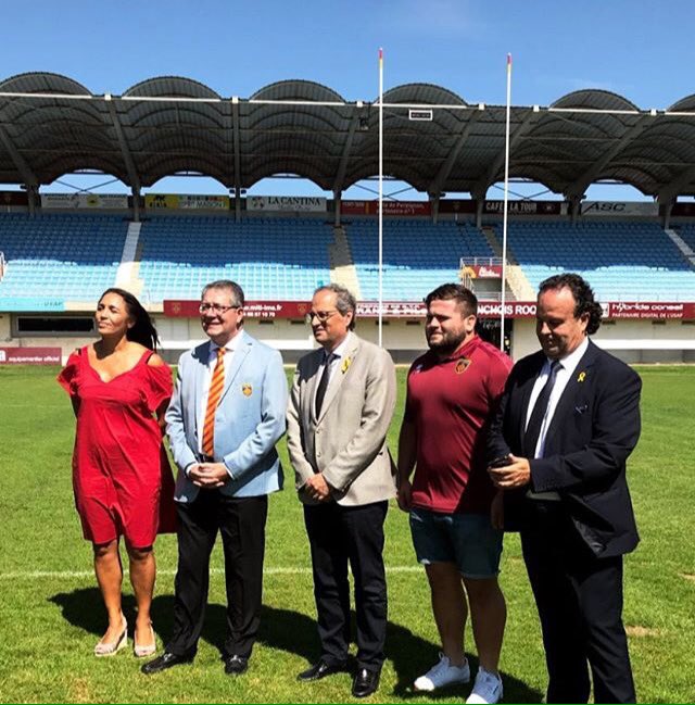 President <a href="/QuimTorraiPla/">Quim Torra i Pla</a> ,

Estem molt orgullosos de donar-vos la benvinguda.
Al nord, el rugbi és més que un esport, és un mitjà imprescindible d'expressió de la catalanitat.

Visca USAP i visca Catalunya !