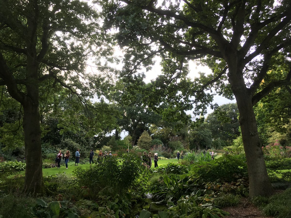 cfdesheff's tweet photo. Outstanding hospitality @BethChattoGdns Syposium delegates exploring Beth's legacy. https://t.co/3tEZYyixfz