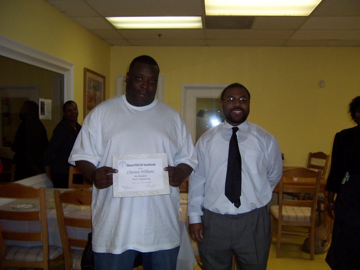 Omnitechatl's tweet photo. Aint no #party like a #certification #party here @Omnitechatl we make sure you get the hands-on learning you need to become successful. so #call us today @ 404-888-1800 https://t.co/y5lEQcn5Nx