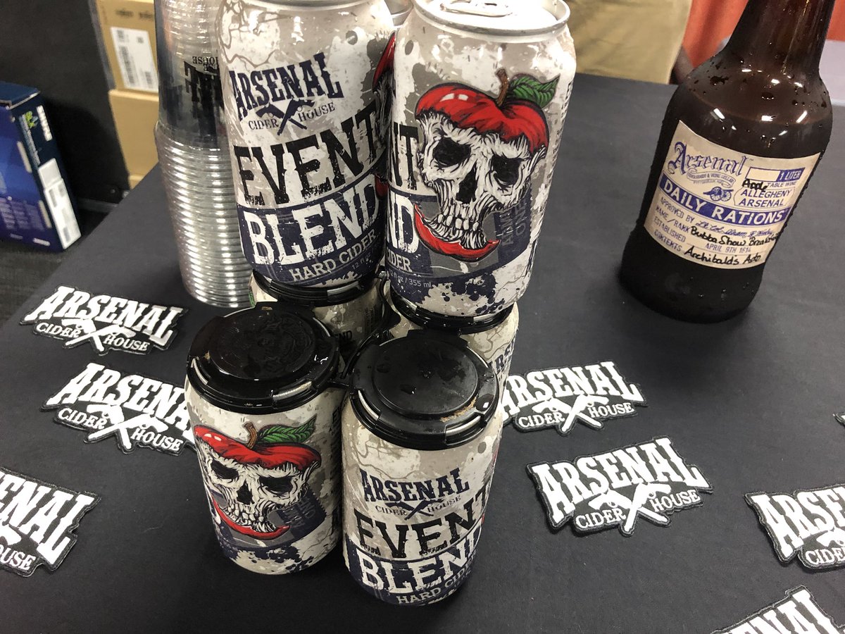 StarPittsburgh's tweet photo. Itโs a #BubbaShow Breakfast day in our @BowserNissan1 theater! Food from #WalnutGrill & drinks from @ArsenalCider!! ๐ https://t.co/aCUjQclZZl