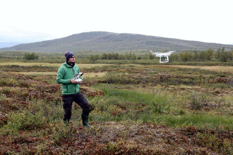 PhyGeo_LUH's tweet photo. Special moment for us: the #maidenflight of our #PhantomIV V2 #drone with Mapir Survey3 camera attached - lots of opportunities for new #research, #fieldwork, #remotesensing and #NDVI measurements.
#PhysicalGeography https://t.co/FE6FydcNaf
