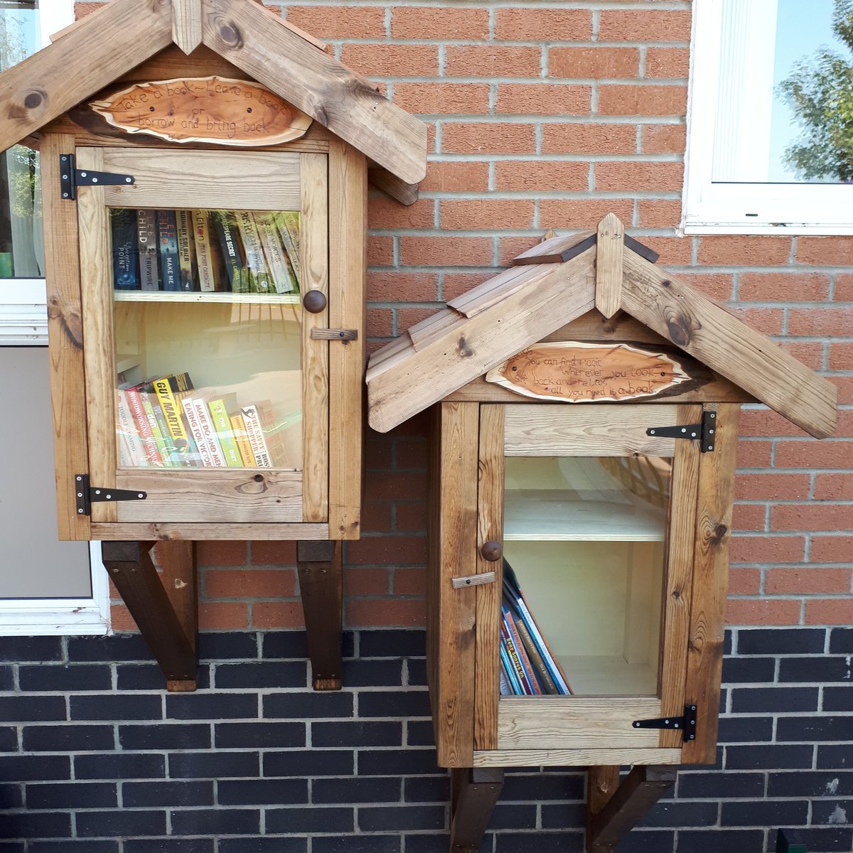 Absolutely loving our new library boxes at school, thanks to my darling OH. Hoping to promote a love of reading in parents & children #inspiringreaders