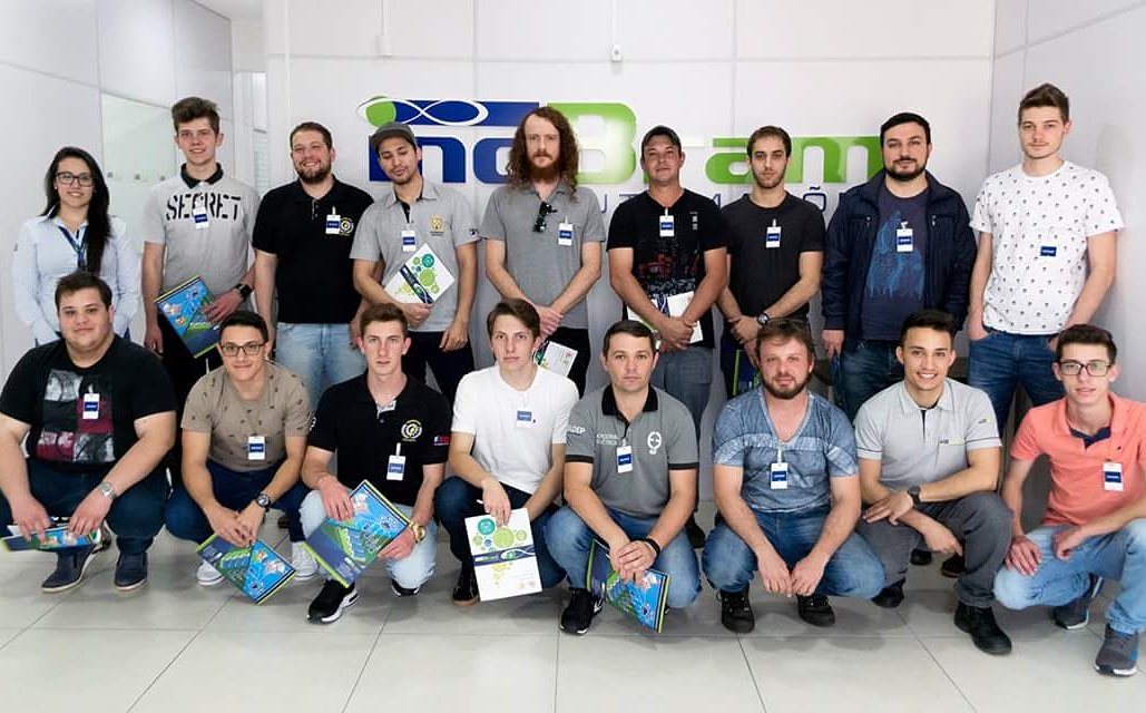 Visita técnica dos alunos de Engenharia Elétrica da Fadep no dia 30/08, com Alana Prestes de Souza da InoBram Automações.
#agroindustria #agroindustrial #agro #agronegocio #avicultura #suinocultura #inobram #inobramautomacoes #InoBram #InoBramAutomacoes #fadep #engenhariaeletrica