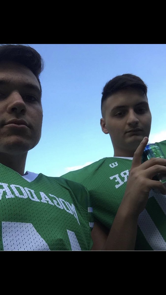 JarredTaylor70's tweet image. Happy birthday to QB1, let’s eat up tonight 💪🏽💪🏽