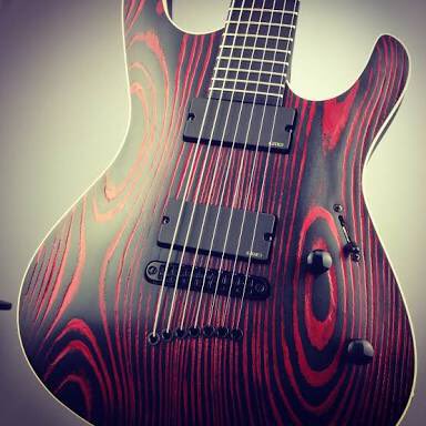 daikun78311's tweet photo. Mayones/setius gothic7欲しい熱が再燃。
何色を買おうか？
どこで買おうか？
どう予算を工面するか？
本当に必要なのか？

欲しいな〜。

でもその前に、去年買ったギターと今年買ったアンプのローンがまだ終わってない罠。

#mayones #setius #Gothic
#7弦ギター https://t.co/CZwgKGJAU0