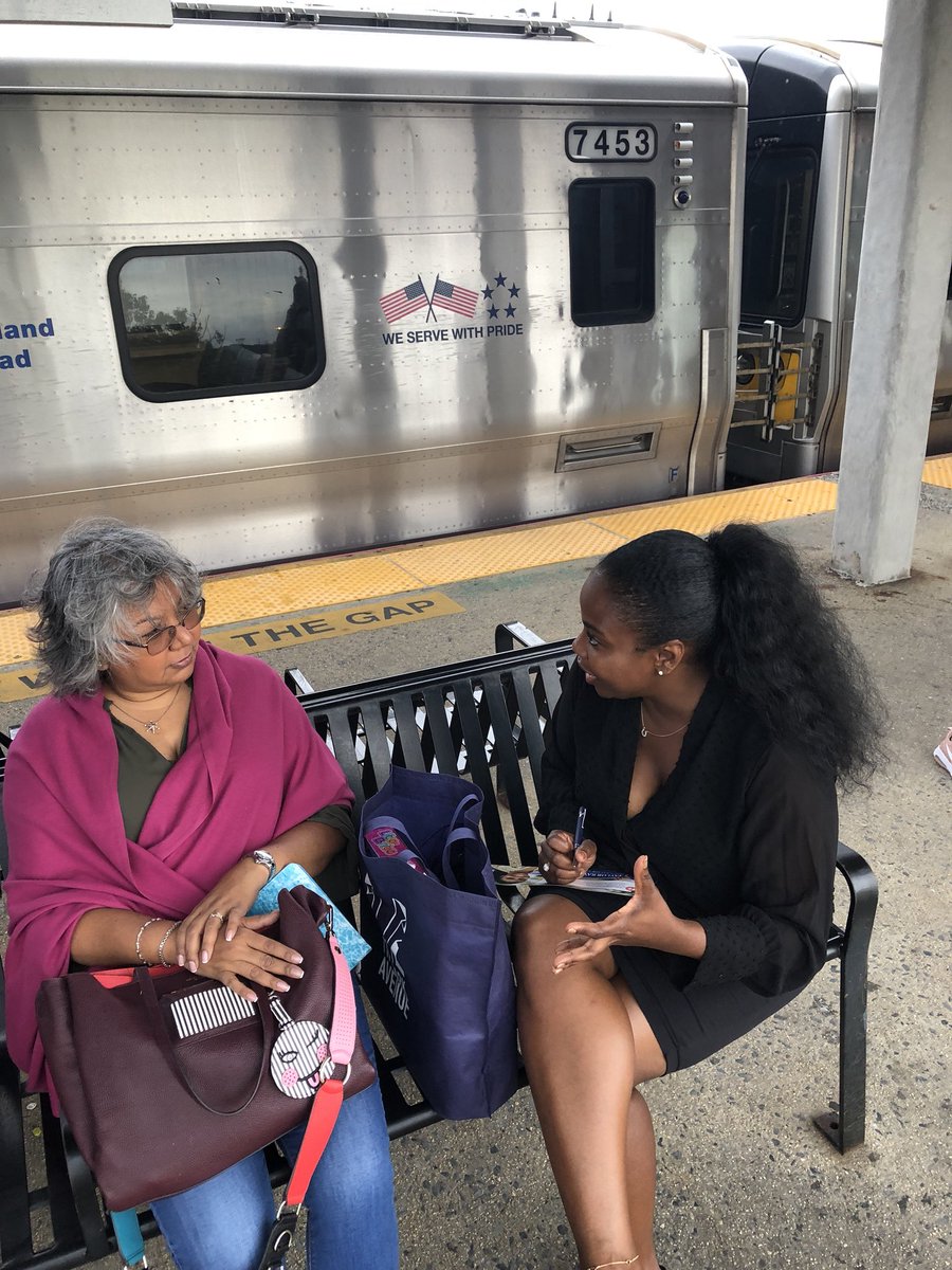 IamTDarling's tweet photo. good morning, and happy #FreeportFriday
out at the LIRR station on this dreary morning, just like I’ll be out with you everyday if you make me your representative.
Remember, you can always count on
Taylor #RaynorShine https://t.co/DutGAgsySY
