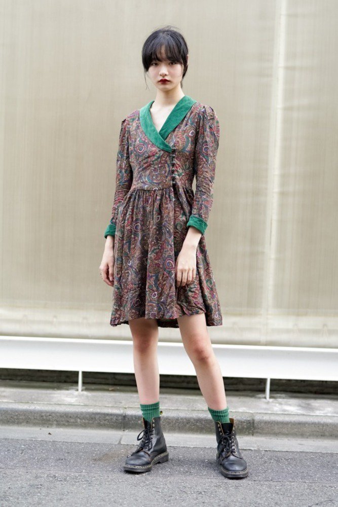 Fashion Press Snap ブーツはドクターマーチン ワンピースは古着 ツグミさんを撮影 全6枚 T Co Ssscykj7bd T Co Wlm6jjychm Twitter