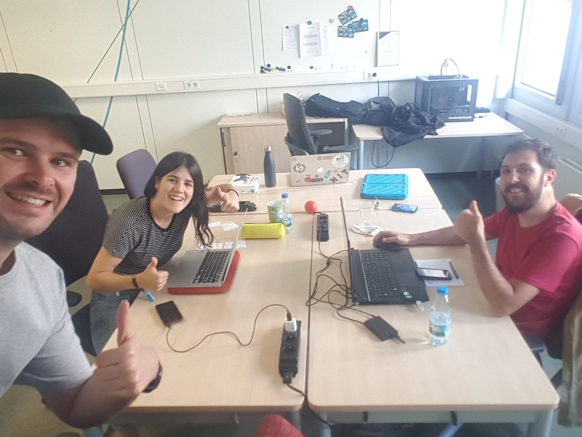 SThere4u's tweet photo. Proudly to be into @grants4apps family for the 2018! After the #G4AMagic coming back to work 💪💪 https://t.co/qbdhmFZZ30