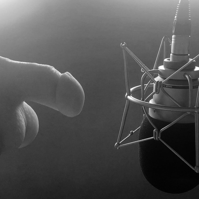 Recording new episodes today 🔥🔴 https://t.co/TzikHm8Jz1<a href="/tag/clitr%C3%A9volution"class="tags"><span>#clitr&eacute;volution</span></a>