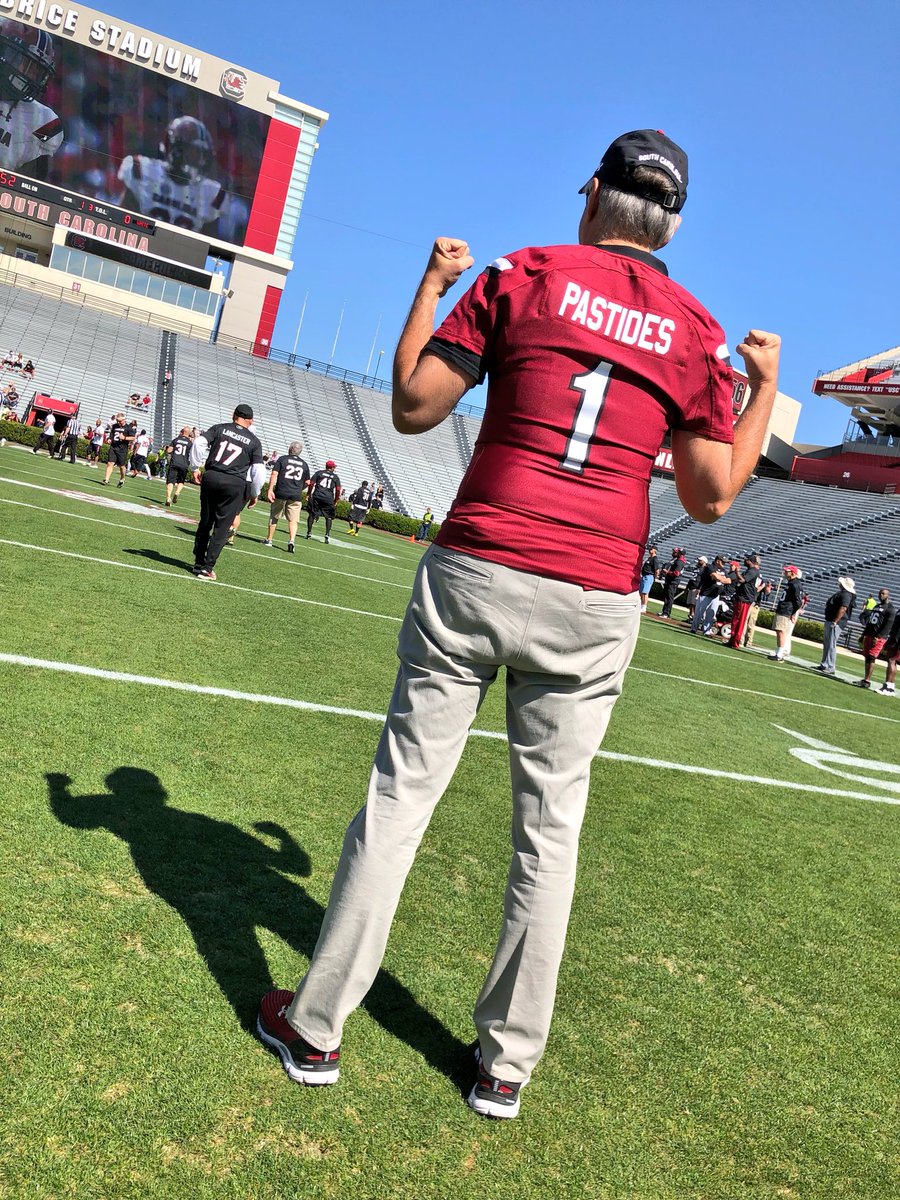 UofSC's tweet photo. Mood: https://t.co/0uXU4EHu65