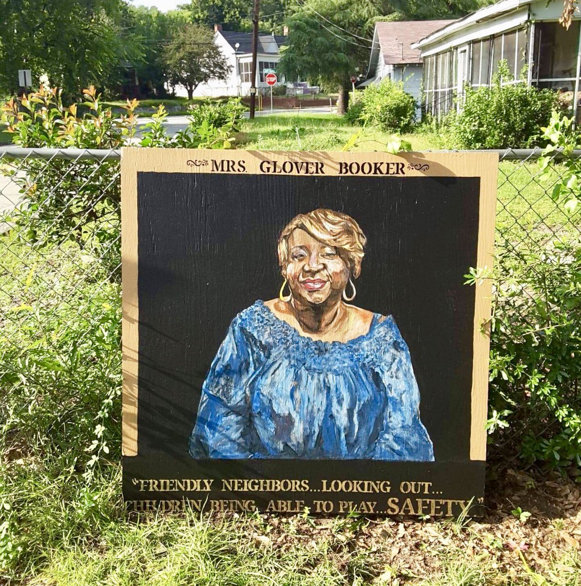 ONESOUTHMACON's tweet photo. Our neighborhood is -still- home to many 1st and 2nd generation families. As I’ve said from the start, they deserve to see community come up. Here’s a snap shot of some of my people we’re grinding for. 
| Flowers While They’re Here | by Loganic 

#OSCDC #ArtPlaceAmerica https://t.co/JGWNvfYPRd
