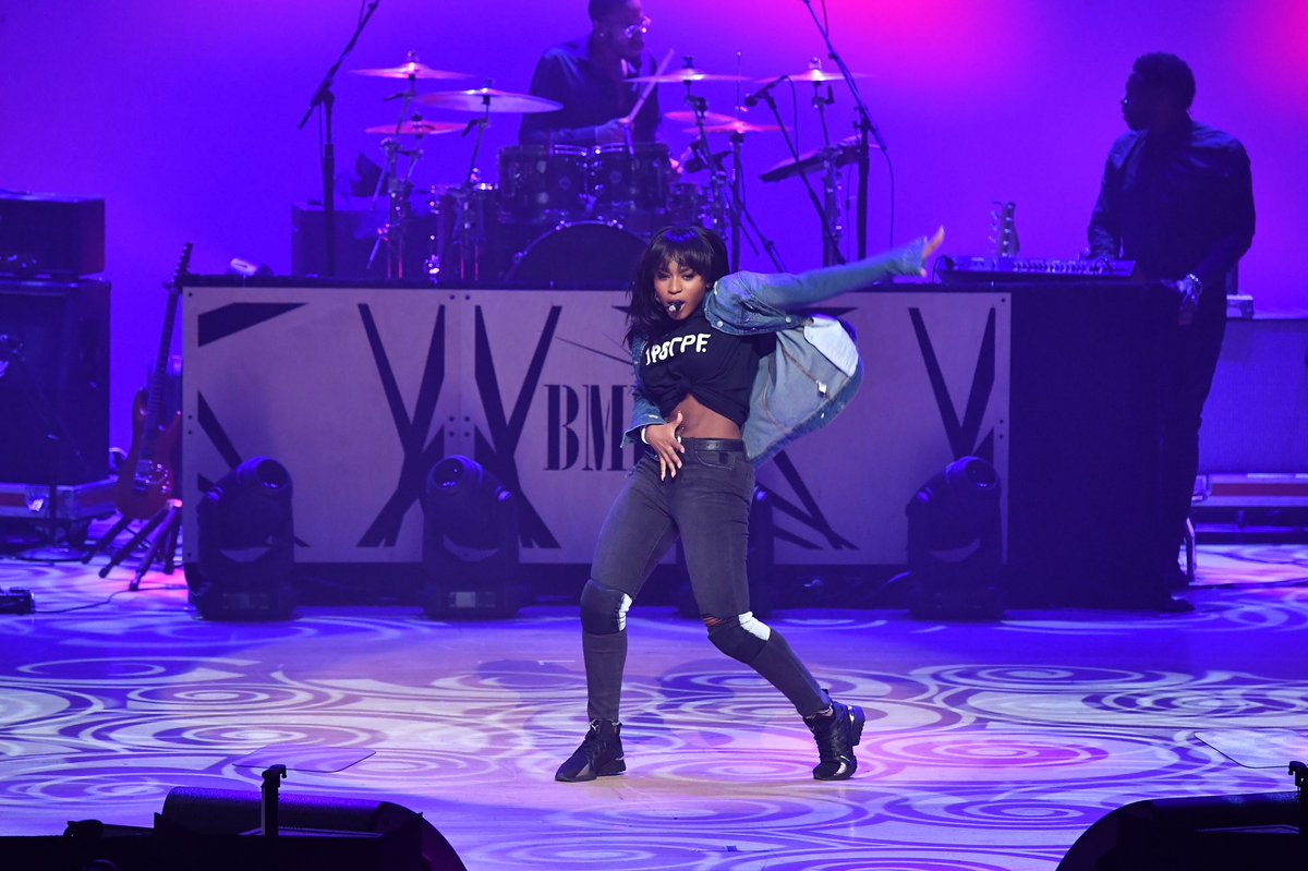 normani took us back to 1987 with her 'Pleasure Principle' tribute