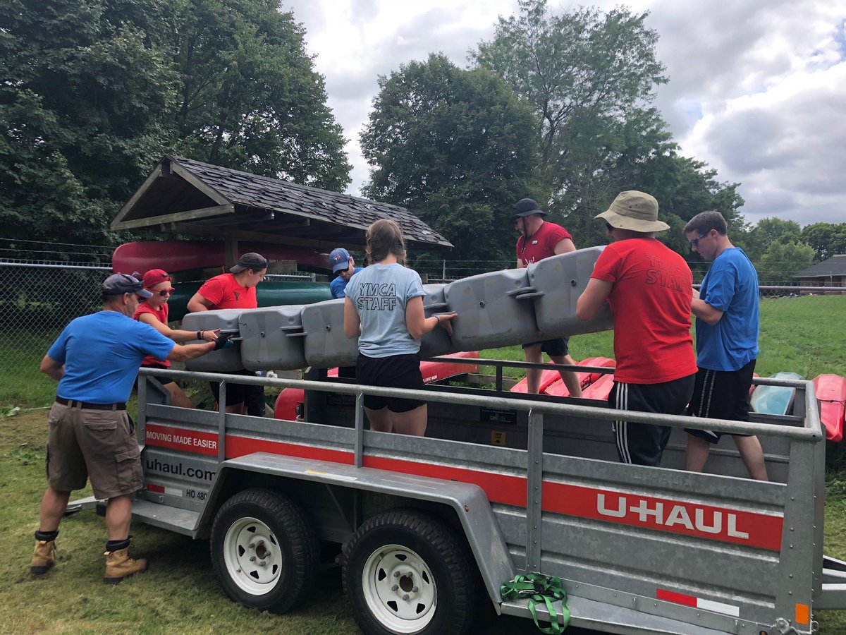brodiez17's tweet photo. Volunteering in our community for #MMCGoodDay by taking out the docks at the YMCA day camp waterfront. Great job team! @MercerCanada #escapethecube #LondonOntario https://t.co/TMpZm7yIAT