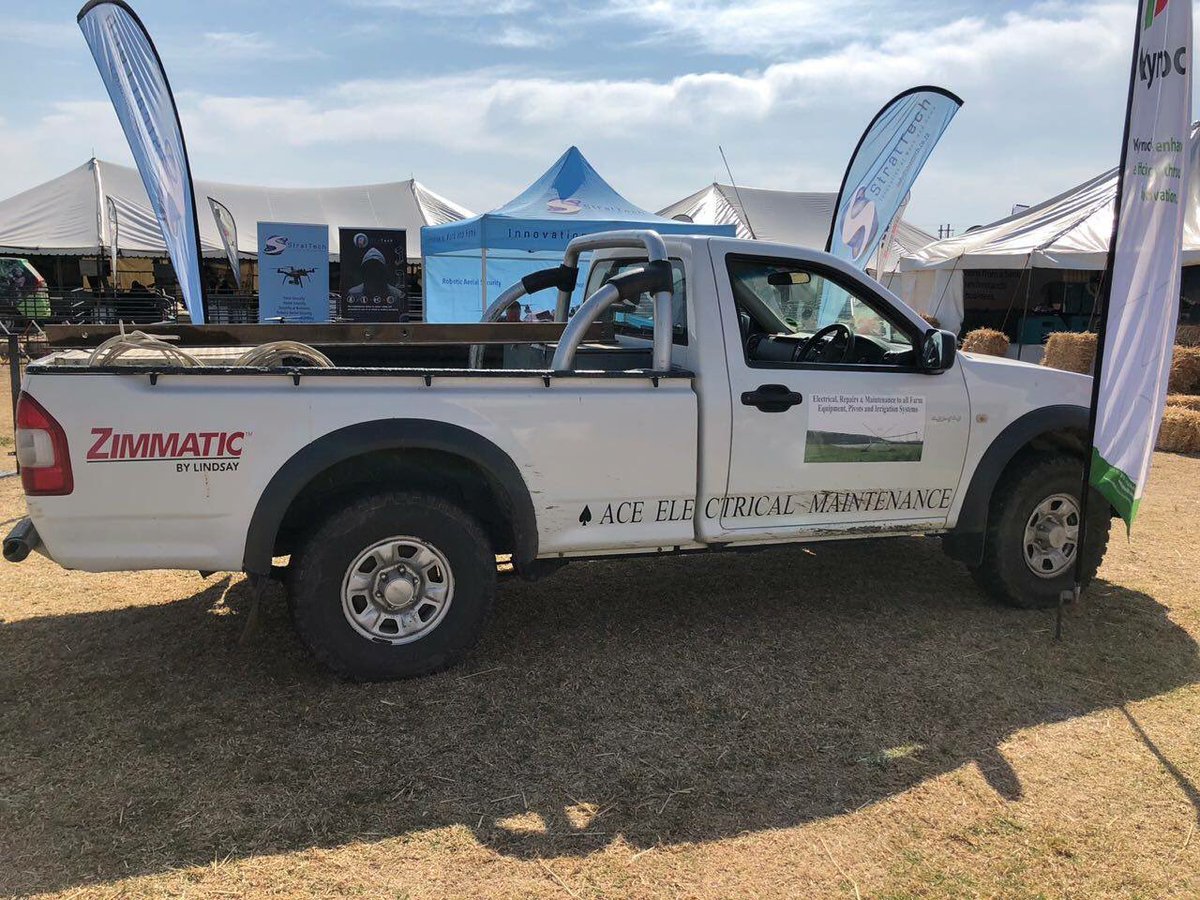 ZimmaticAfrica's tweet photo. Local electrician supporting Zimmatic solutions in the KZN area.
#RoadShow #FieldNET #LindsayAfrica #Pitstop1 https://t.co/8vUME7sSi9