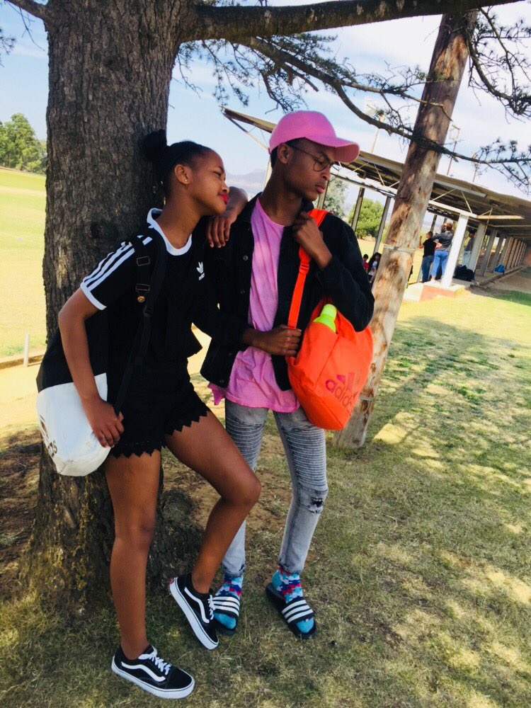 papito_ray's tweet photo. First time my friend takes a good picture of me🙄I was starting to that the bitch was fake. https://t.co/peEyPmfo72