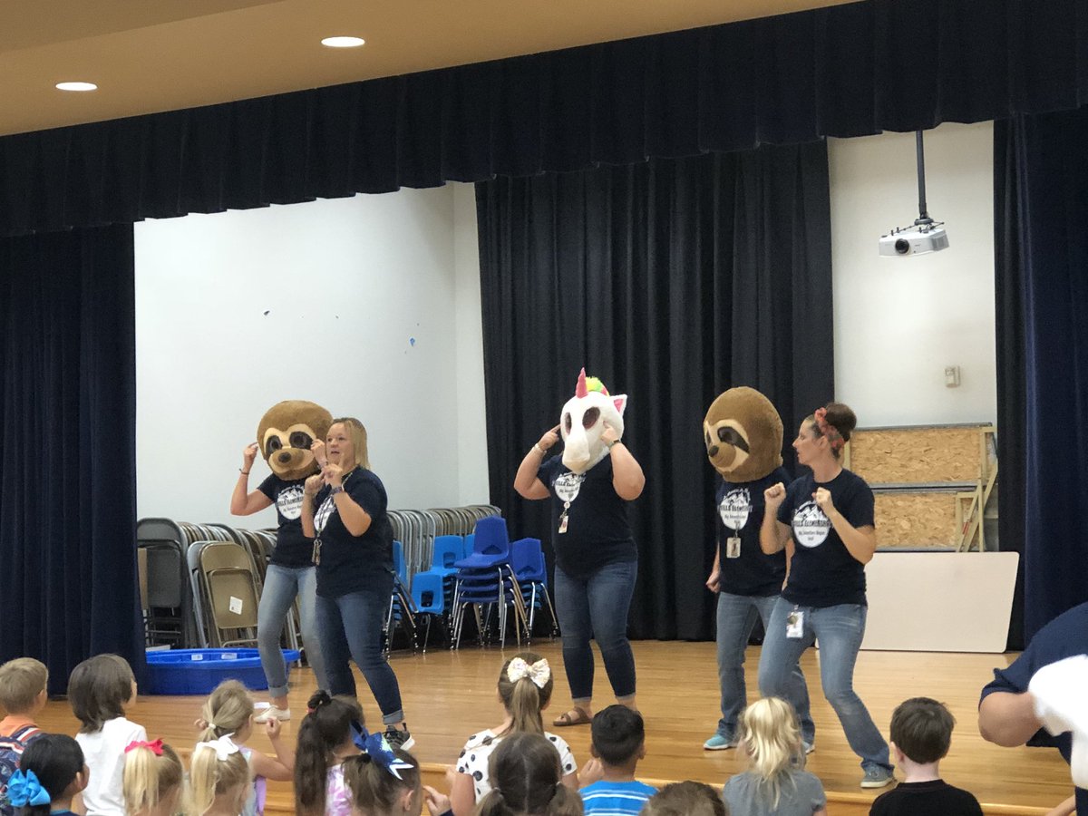 Dancing to our 7 habits song! #7hillsLEADS