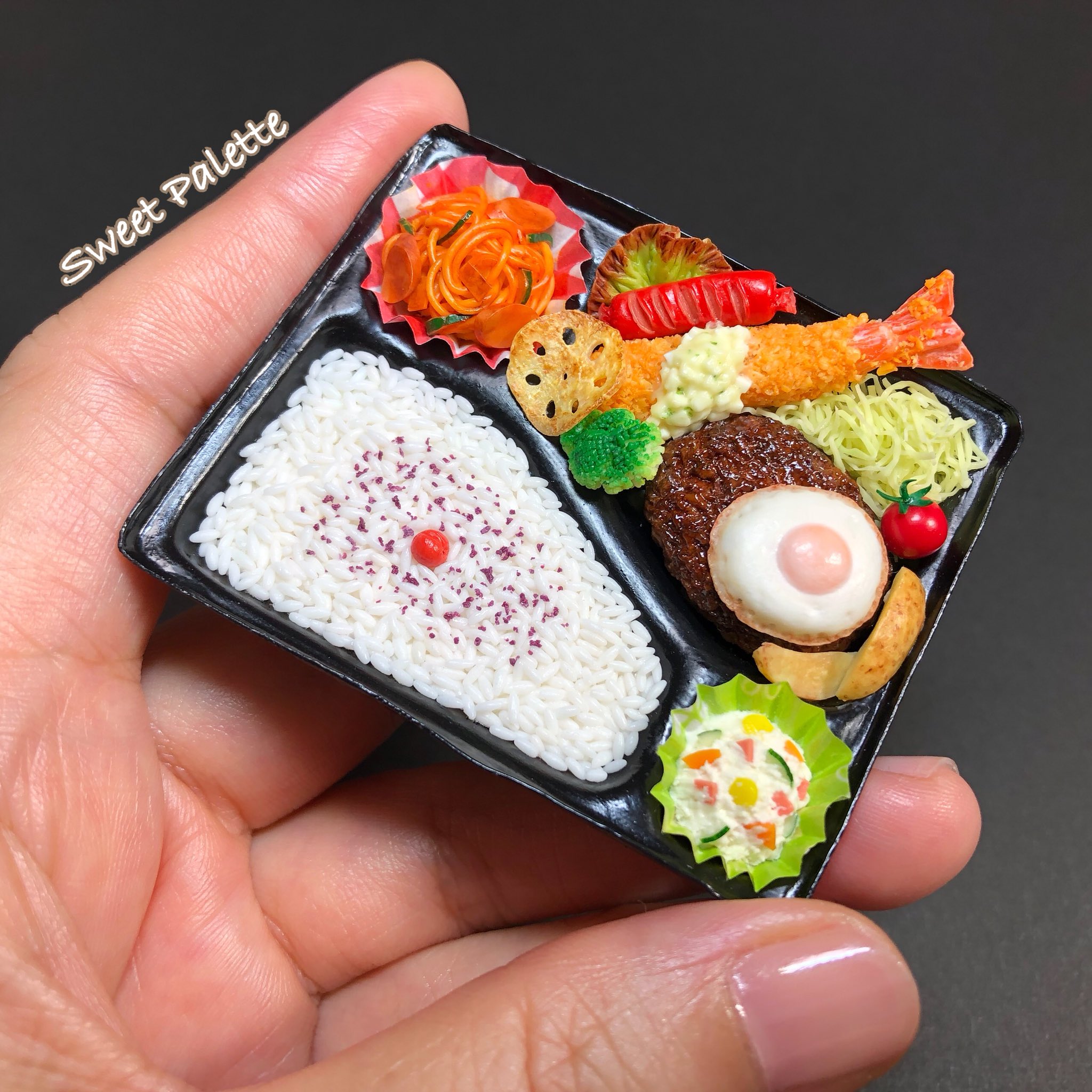 92おにぎり🍙唐揚げ弁当セット⭐️ミニチュアフード おにぎり 唐