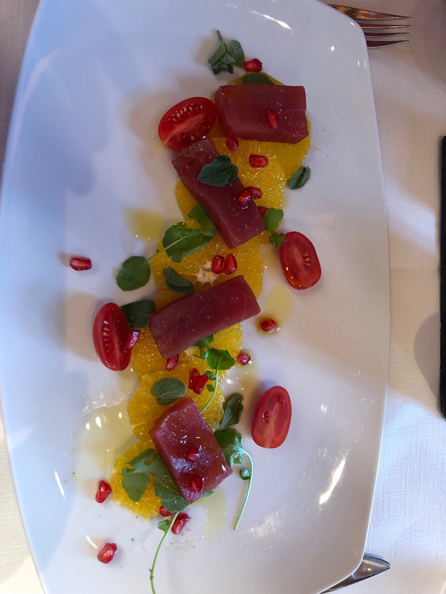 ehafen's tweet image. An other culinary and visual delight at #Uniturm Restaurant at #uzh ⁦@uzh_news_en⁩ Thanks to the entire team We all enjoy food and atmosphere