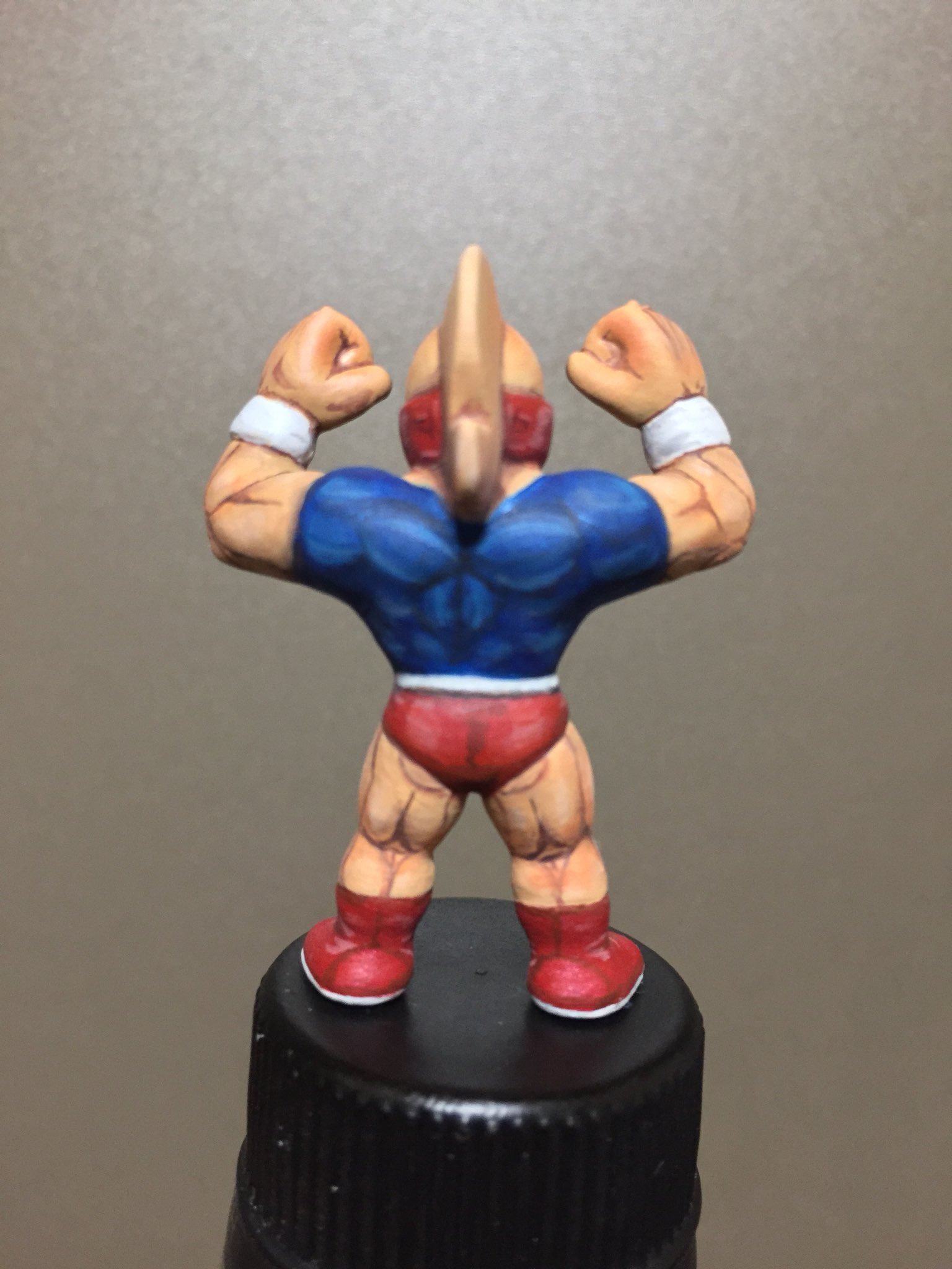 Ushi Pan キン肉マン 戦闘服 Ver 完成 顎マスクを戦闘モードに改造 筋肉にこだわって塗り込みました また キン肉マンの本気モードの試合を新章で見たい キン消し キンケシ キン肉マン T Co Natobizgd9 Twitter