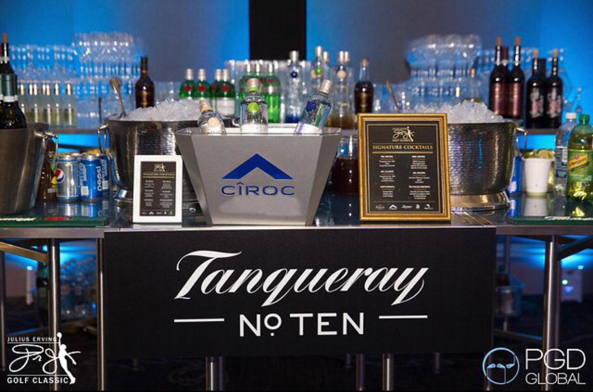 ErvingClassic's tweet photo. #ErvingStyle 🍸
@tanquerayusa @ciroc @deleontequila @crownroyal https://t.co/ayM2qxFVmx