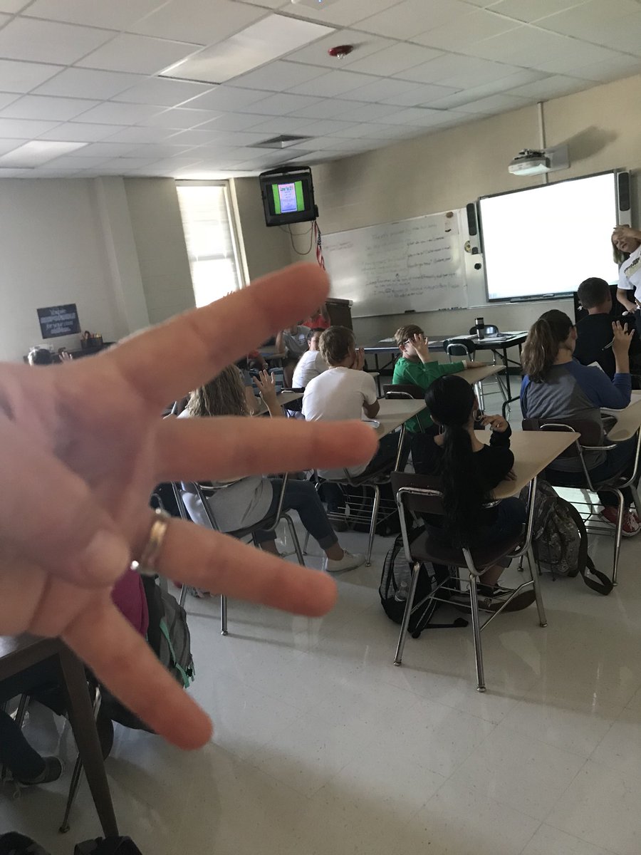 sjhs_ffa's tweet image. Status check 4 that this is the Friday of a 3 day weekend!! #statuscheck #IDEALkidsrock #shellycookrocks