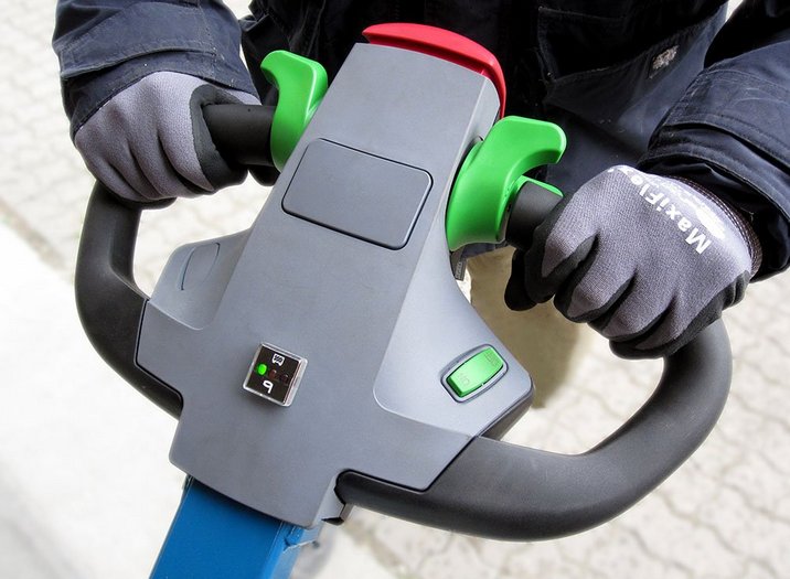 winletglass's tweet photo. Winlet 350 Vacuum Robots. The leading Vacuum Lifter. Eliminate manual handling, reduce damages &amp; increase productivity. @HirdLifting https://t.co/x630QEdYkf