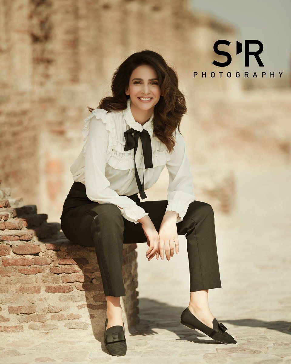 Saba Qamar Addicts tweet media