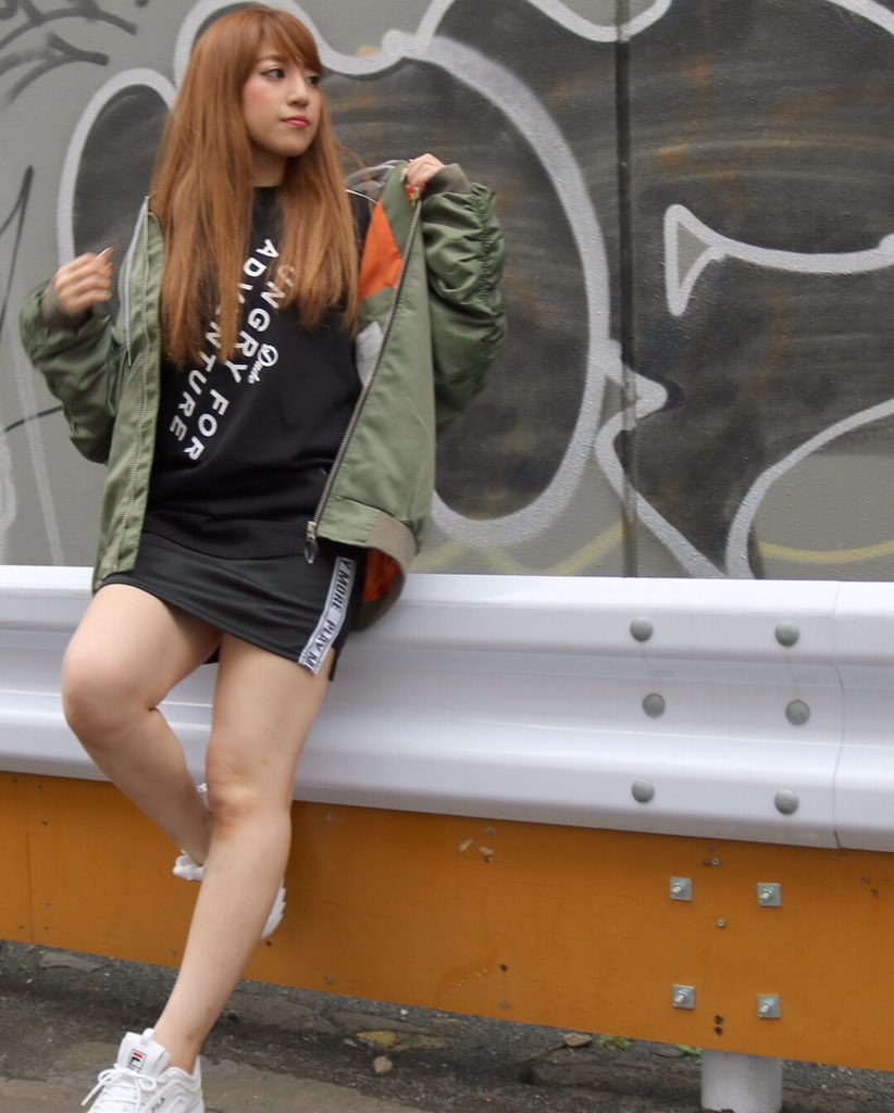 Thicc 韓国ユニセックスファッション ビックシルエットma 1 Surf California Hawaii Waikiki Beach Sea 海外旅行 Ronherman ストリート系女子 Gyda 韓国旅行 Rhc Wtw Bayflow Like4like Likeforfollow Kpop Likeforlike いいね返し いいね