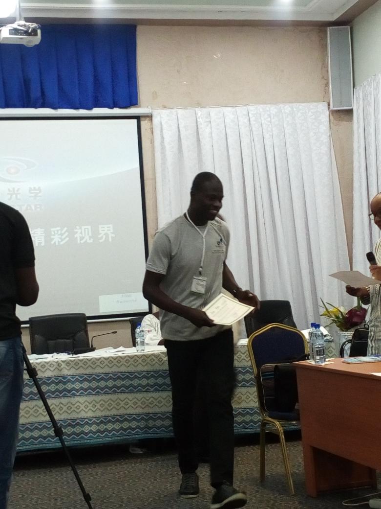 FemmesetTIC's tweet photo. #Jour5
Remise de diplômes 🎓 🎓 🎓
Cérémonie de clôture du #FFGI2018
avec M. Pierre BONIS, DG AFNIC, M. Éric Adja, M. @rodriguetwit sous la supervision de M. @OUEDRAOGO_PO
@ISOC_Africa @ICANNAtLarge @AFRINIC @internetsociety @OIFfrancophonie
#FFGI2018
#FemmesetTic https://t.co/dBSvF80YIJ