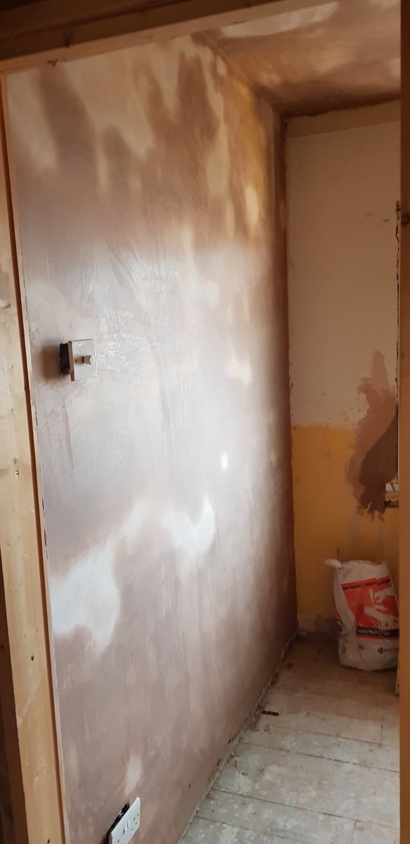 OurFixerUpper's tweet photo. Also #bathroom work is really happening! Day one was #plastering  and then a few days later the bathroom started really taking shape. #BathroomDesign #topstiles #dur https://t.co/OV388dK9v8