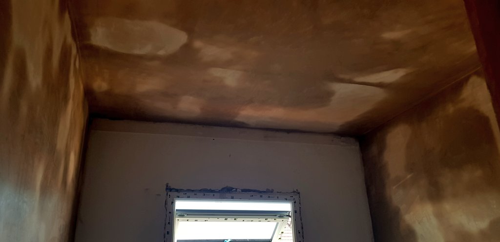 OurFixerUpper's tweet photo. Also #bathroom work is really happening! Day one was #plastering  and then a few days later the bathroom started really taking shape. #BathroomDesign #topstiles #dur https://t.co/OV388dK9v8