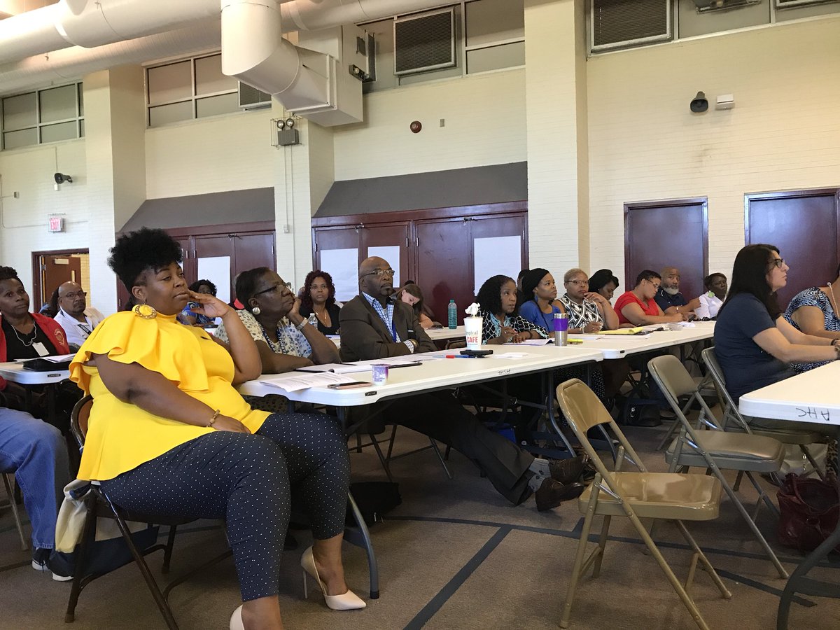 RPS_CCSS's tweet image. Today we are hard at work trying to improve our attendance keeping efforts. We want to serve all our families fairly and this is a big step towards that goal. #WeAreRPS