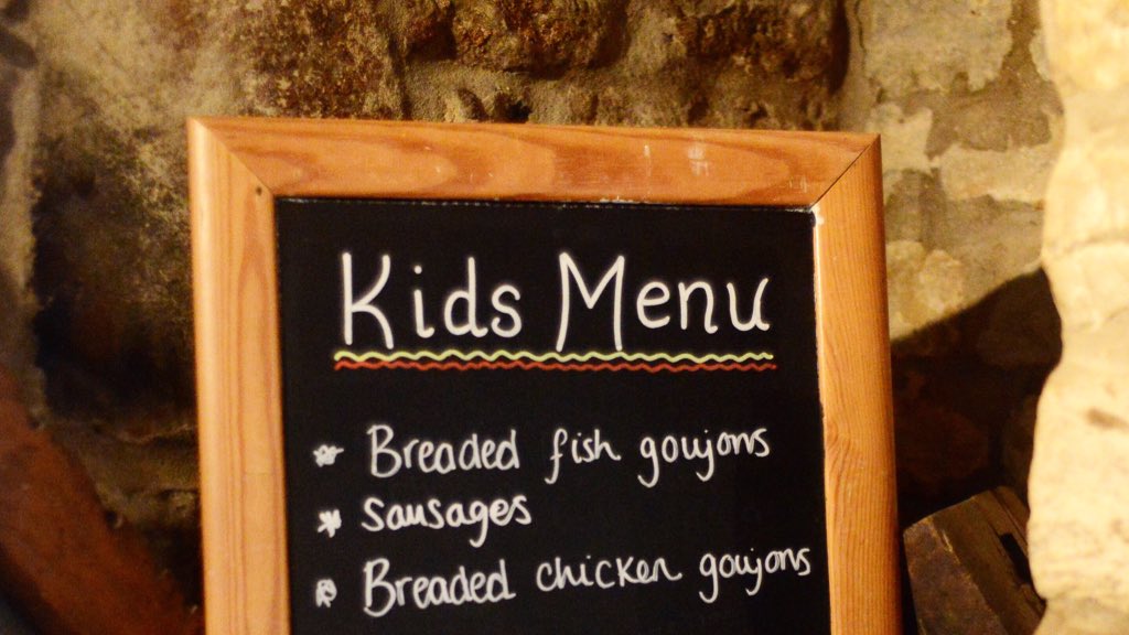 ⭐️50% OFF for Kids⭐️
Between 6-7pm tonight your family can receive Half Price Kids Meals and guess what... We offer this EVERY FRIDAY! Dining out in a stunning location doesn’t have to break the bank. 👨‍👩‍👧‍👦✨ Call to book: 01572 747365 #Rutland #Family