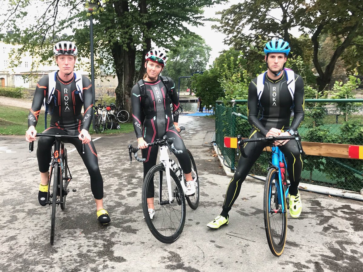 USATriathlonHP's tweet image. Chillin’ after the swim preview.  With ⁦@darrsmith_⁩ @EricaHawley1⁩ ⁦@JackFelixHHI⁩
