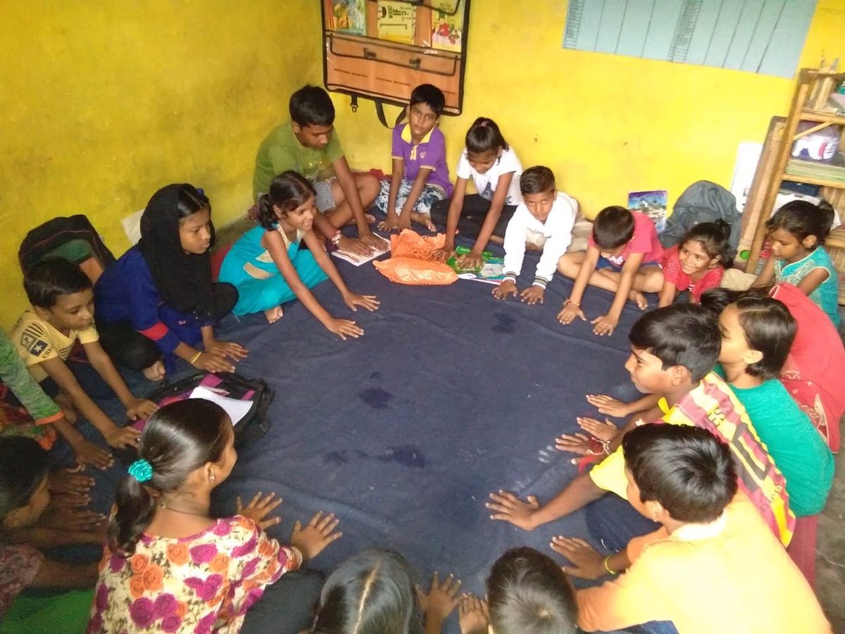 SarthakNGO's tweet photo. It’s always fun studying in our classrooms. 😄😍
#Classroom #Study #Education #EducationForAll #SarthakKids #SarthakNGO #Class #Children #Kids #InterestingLearning #Lucknow https://t.co/4mEdctHUY7