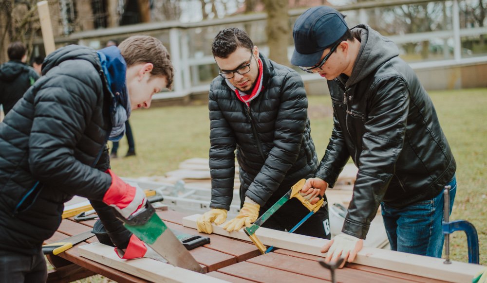 UoE_Teaching's tweet photo. Hannah Cornish discusses how the University, through the creation of the Centre for Experiential Learning, is actively supporting linking research and learning by encouraging students to learn as change agents... https://t.co/4aYs4a6W9V #experientiallearning #researchledlearning https://t.co/U8F4GR3y8u