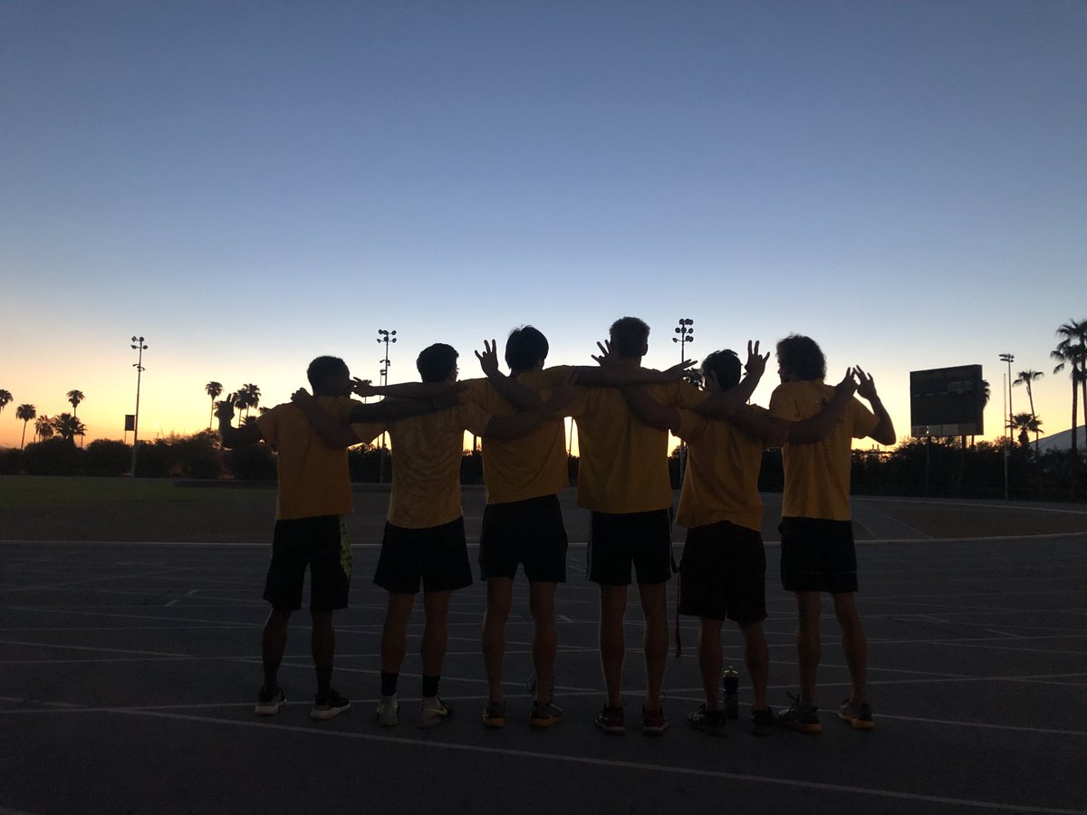 ASUSwimDive's tweet photo. #ForksUpFriday 😈 https://t.co/8dcqTSYLIQ