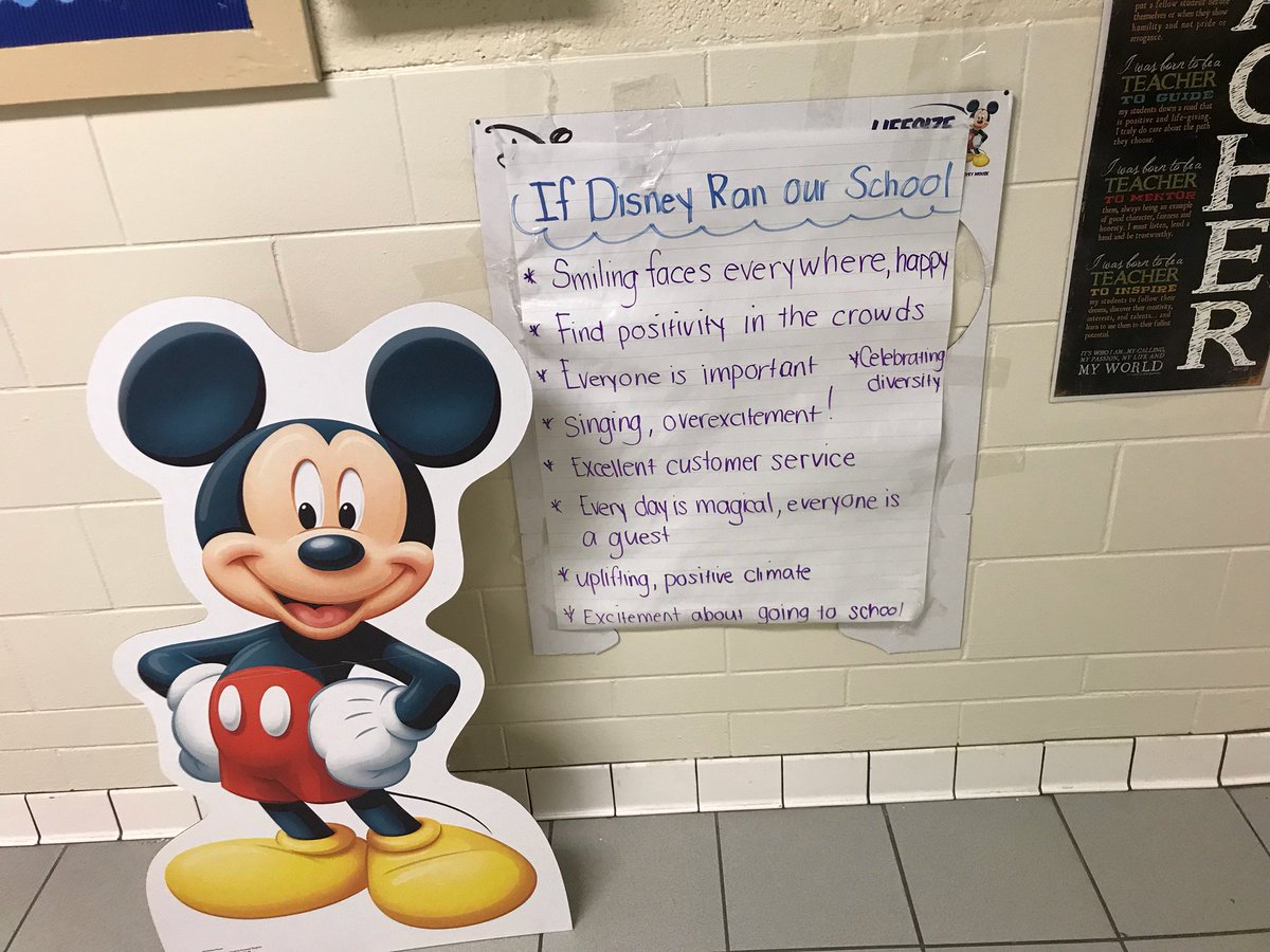 Happy Fantastic fabulous Friday!  As Mickey would say "Happy Friyay!"