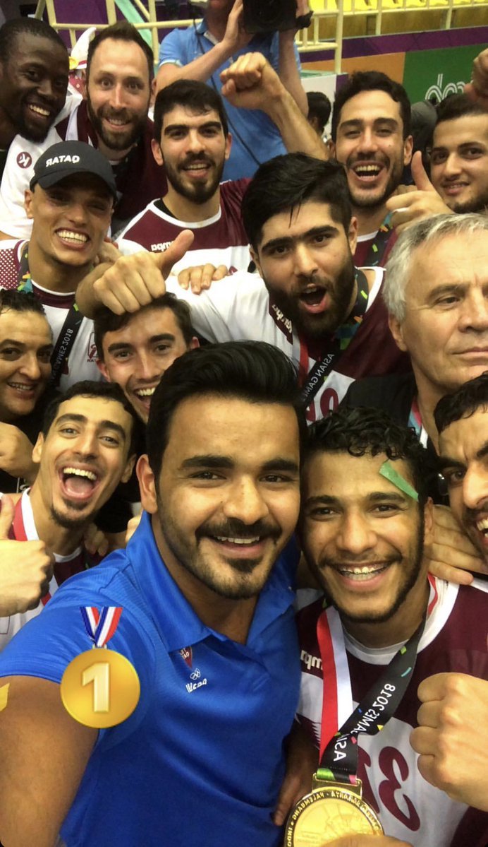 Marsalqatar's tweet image. عنابي اليد🇶🇦 يحرز الذهبية🥇للمرة الثانية على التوالي بعد فوزه على ⁧منتخب البحرين⁩ في النهائي 32-27 بـ ⁧#دورة_الألعاب_الآسيوية 🏆
@JoaanBinHamad 
#مرسال_قطر