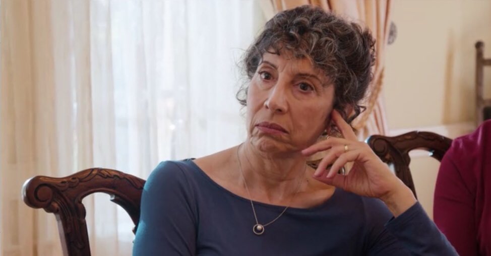 _jeanea's tweet image. One of my most favorite scenes from #MagicForHumans #guilttrip 😂