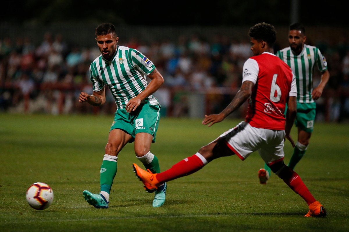 Narváez, en un amistoso con el Betis (Foto: RBB).