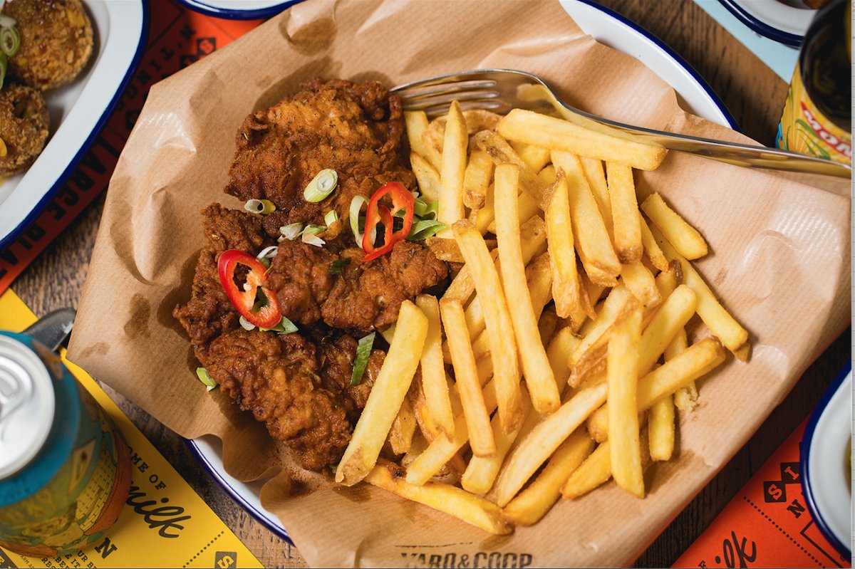 🌟🍟🎉🍔I hope you brought a change of clothes 🍔🎉🍟🌟

<a href="/AlmostFamousGN/">Almost Famous GN</a> <a href="/BigGrillieStyle/">BigGrillieStyle</a> <a href="/YardandCoop/">Yard & Coop</a> <a href="/bunnyjacksons/">Bunny Jacksons</a> <a href="/CaneAndGrain/">Cane & Grain</a> @23PeterStreet <a href="/RedsTrueBBQ/">Red's True Barbecue</a> <a href="/AlbertsSchloss/">Albert's Schloss</a> @BlackDogNWS <a href="/macdaddiesmcr/">Mac Daddies</a> <a href="/dirty_food/">DirtyFood Revolution</a> 

manchestersfinest.com/eating-and-dri…