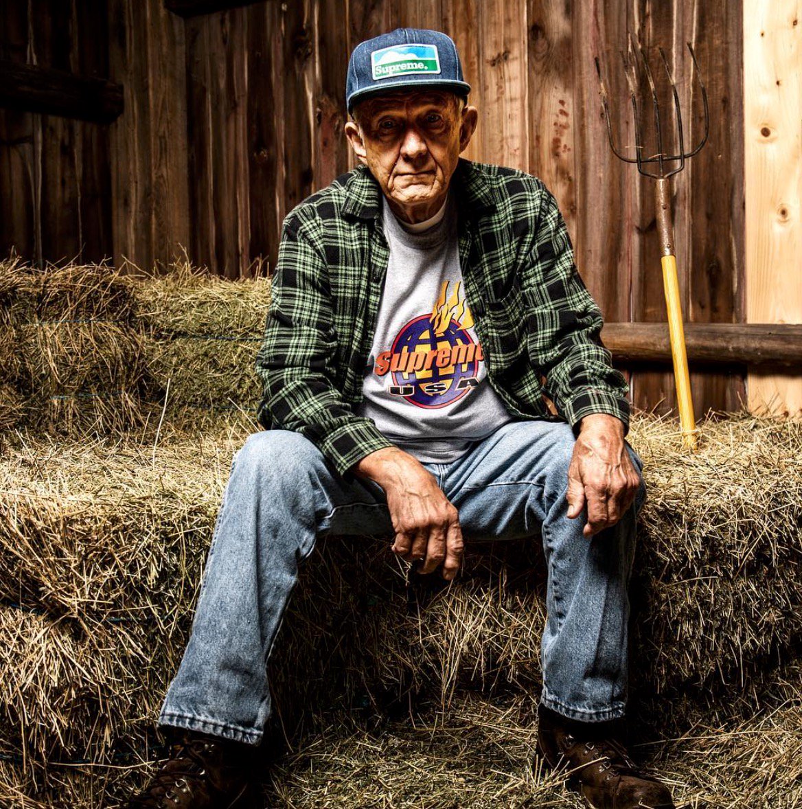 saint's tweet photo. THIS IS FUCKING AMAZING @FarmlandFoods https://t.co/K9qzGd1axG