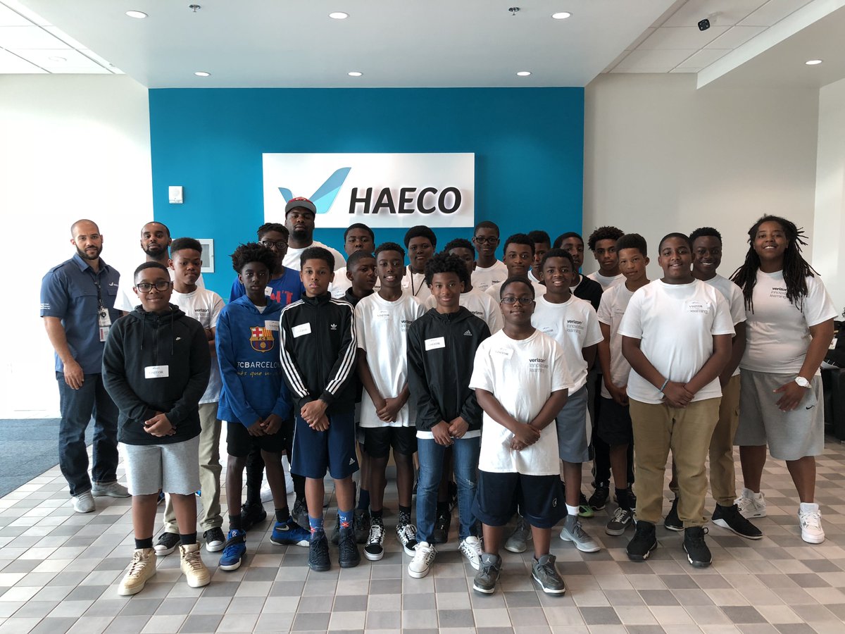 NCAT_VIL_MM's tweet image. Congratulations to all the middle school students who experienced 3 weeks of technology and innovation at #NCAT thanks to #VerizonInnovativeLearning. Together, we're putting these young men on the path to college and careers in the digital economy. #VILMM #Base11