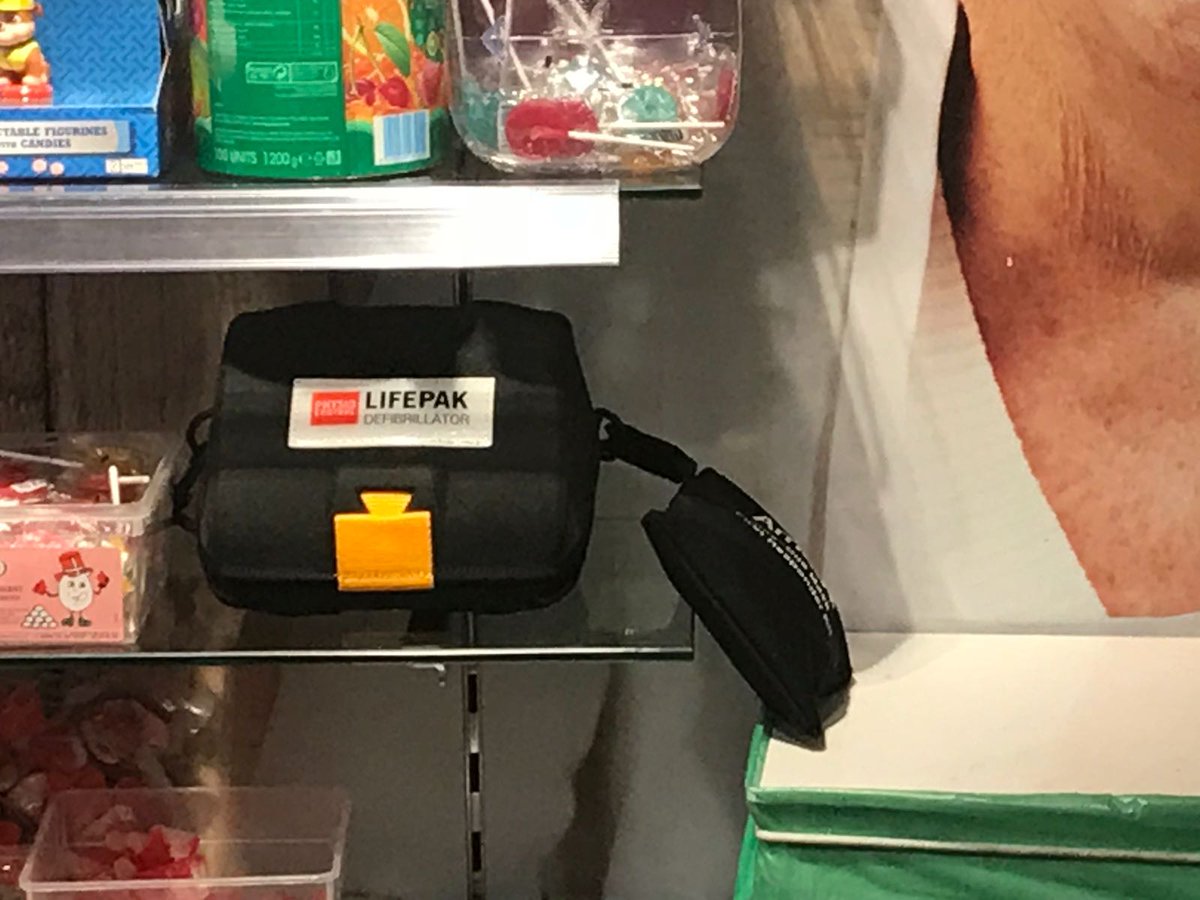 If you go down to #bluebellwoods today you'll never believe your eyes... Yes that's right... a defib behind the counter <a href="/SparOranmore/">Spar Oranmore</a> (awaiting a shiny new box for outside) Well done to <a href="/SparOranmore/">Spar Oranmore</a> for their great fundraising effort for this very useful peice of equipment