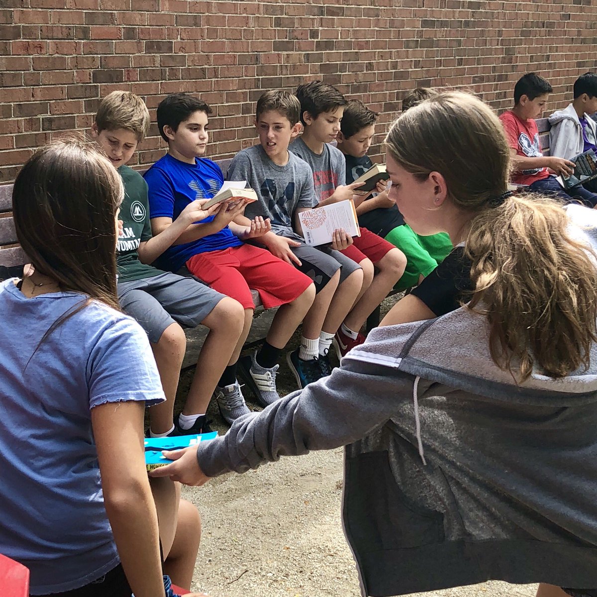 It’s a beautiful Friday to have a Read Around! Thank you for the fantastic idea, Dr. Zulauf! #engagesms #engage109